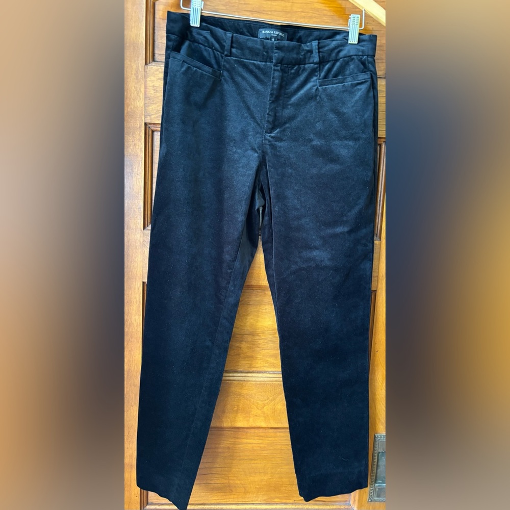 Banana Republic Sloan Skinny Ankle Crop Pants in Black Velvet
